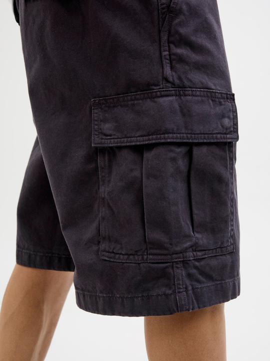 Actual product image Jack & Jones Plus Size Loose Fit Cargo Shorts Cargo Shorts (44)