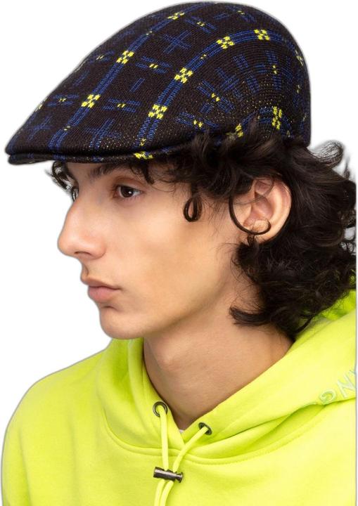 Actual product image Kangol beret hyper plaid 507
