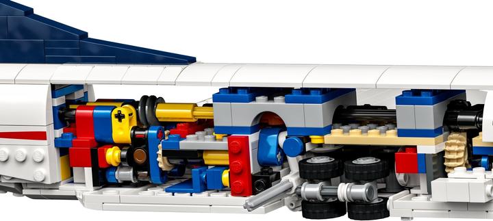 Actual product image LEGO Concorde (10318, LEGO Icons, LEGO Rare Sets)