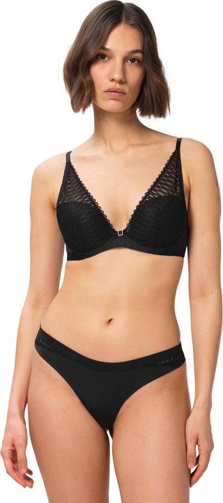 Actual product image Triumph Aura Spotlight underwired bra (90 D, pack of 2)