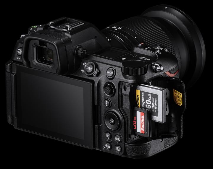 Produktbild Nikon Z6III Kit (24 - 120 mm, 24.50 Mpx, Vollformat)