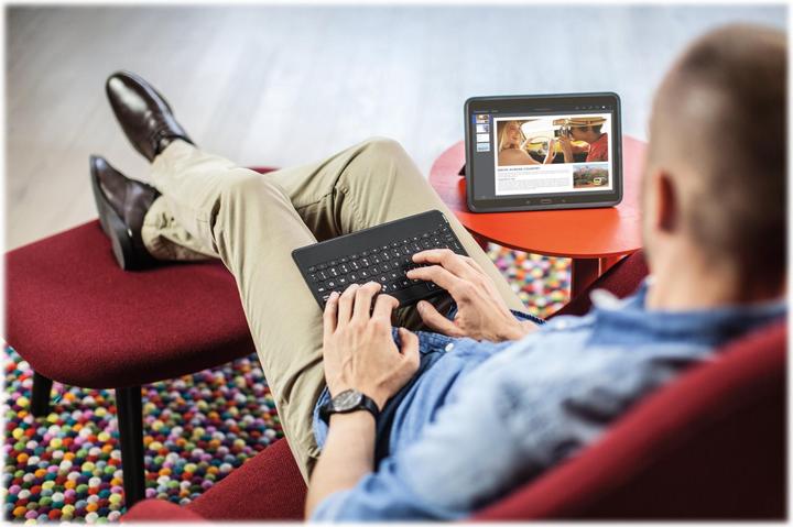Actual product image Logitech Keys-To-Go (CH, Wireless)