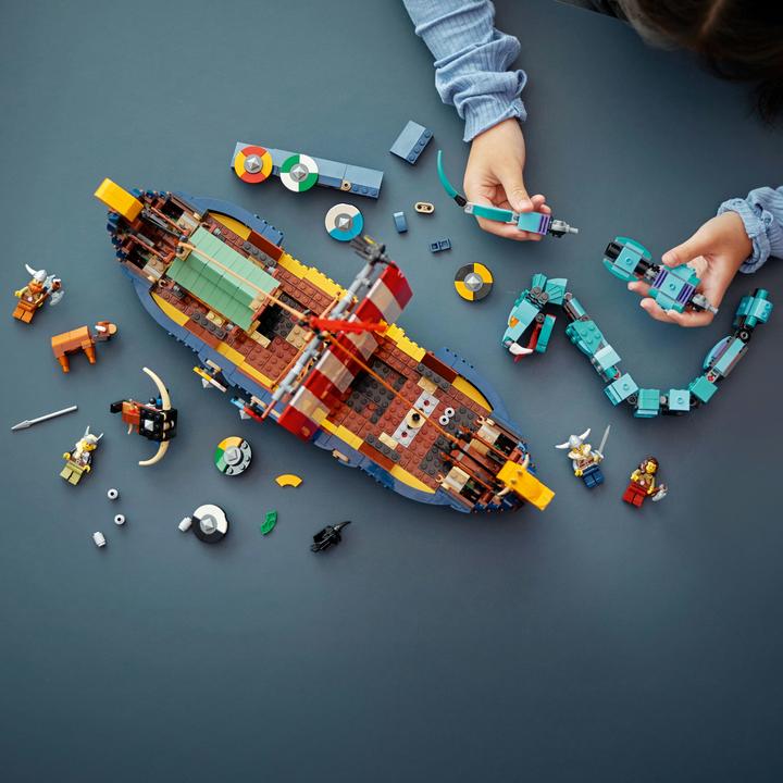 Actual product image LEGO Viking ship with Midgard serpent (31132, LEGO Creator 3-in-1)