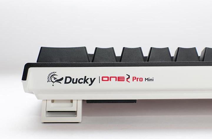 Produktbild Ducky One 2 Pro Mini Gaming Tastatur, RGB LED - Kailh Red (DE, Kabelgebunden)