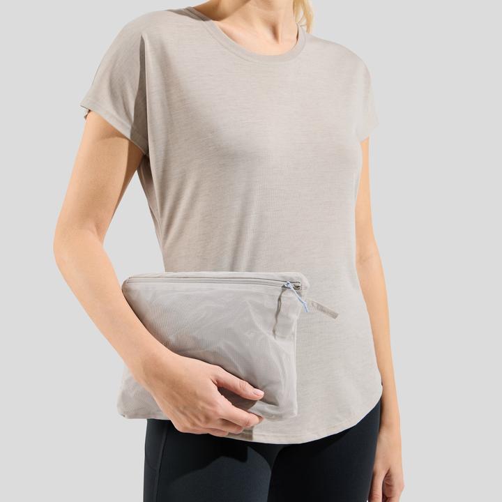 Actual product image Odlo Essentials (XL)
