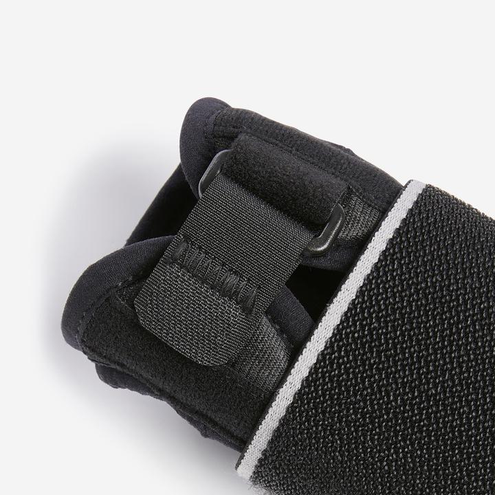 Produktbild Decathlon Level 5 right or left wrist support (1)