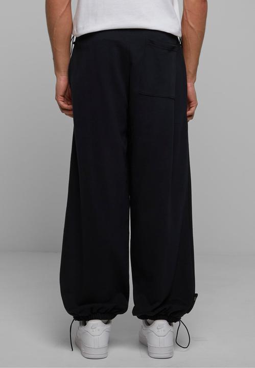 Actual product image Urban Classics Parachute heavy sweatpants - 126839 (S)