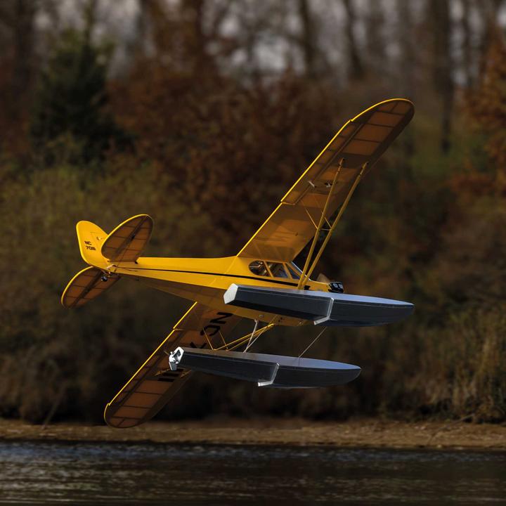 Image du produit Hangar 9 J-3 Cub 10cc EP PNP, 82.5" (Hélicoptère à l'échelle)