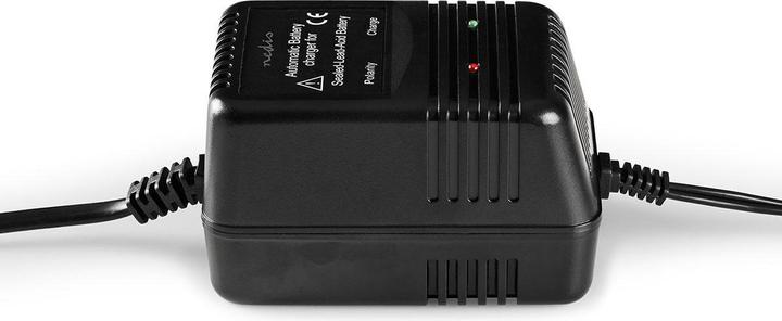 Produktbild Nedis Bleiakkuladegerät - 2/6/12 V - Vollautomatisches Ladegerät - Spannungswahlschalter - Verpolu (1 Stk., Ladegerät ohne Akku)