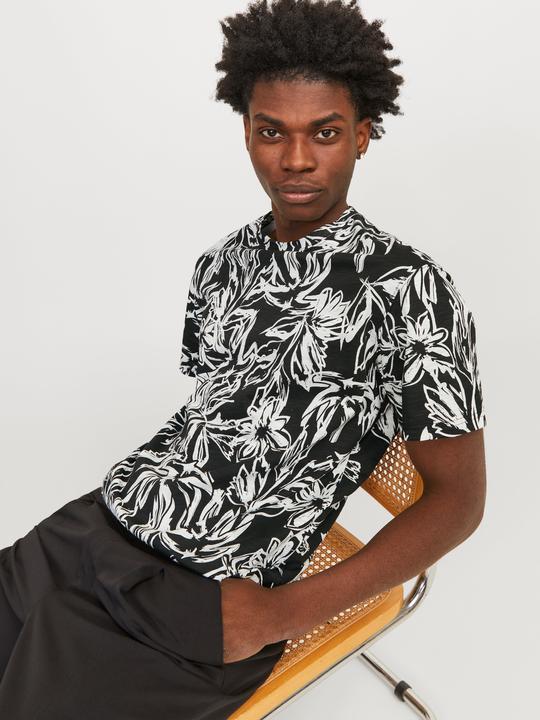 Immagine prodotto Jack & Jones Maglietta con stampa all over a girocollo (M)