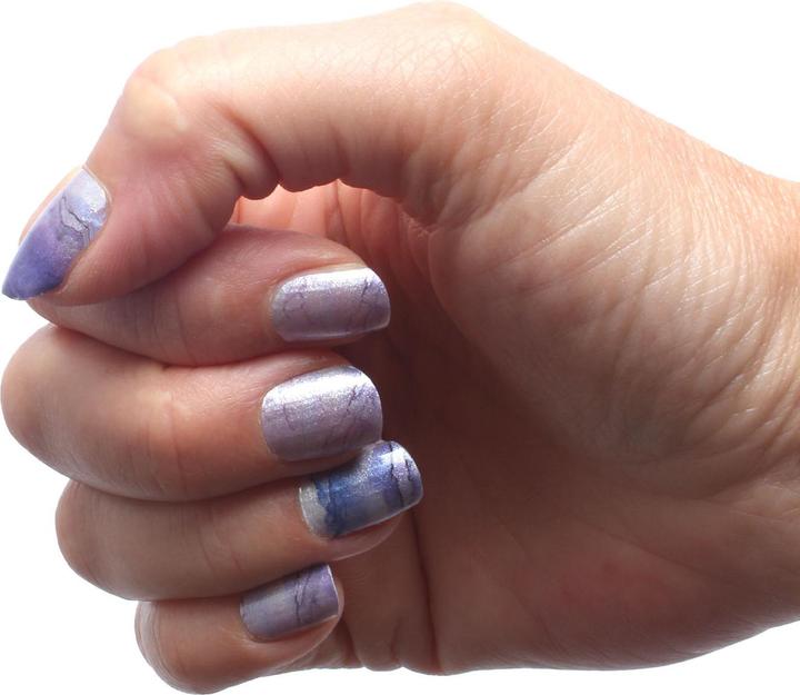 Actual product image Vargu marble (Artificial nails, Artic Marble)