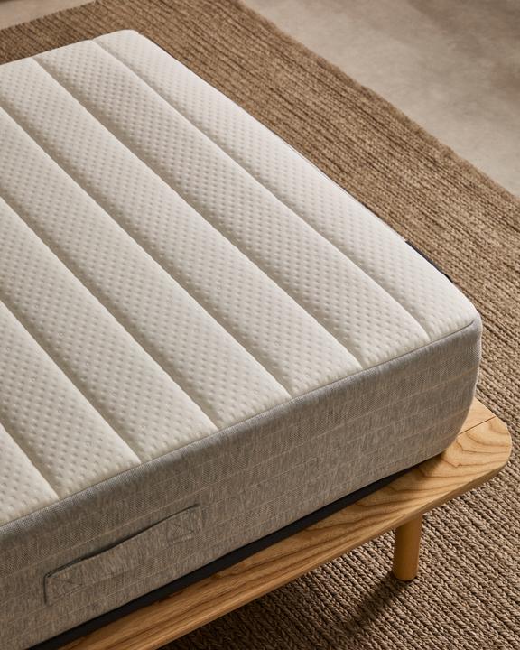 Actual product image Kave Home Juno (90 x 190 cm, Spring core)