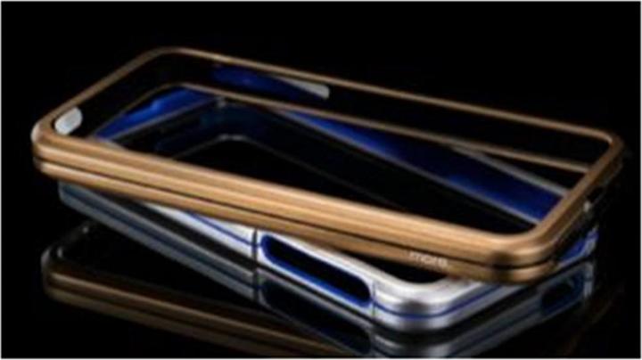 Actual product image more. Armor Metal Bumper for iPhone 5/5S/SE Aluminum/Blue (Apple iPhone 5, Apple iPhone 5s)
