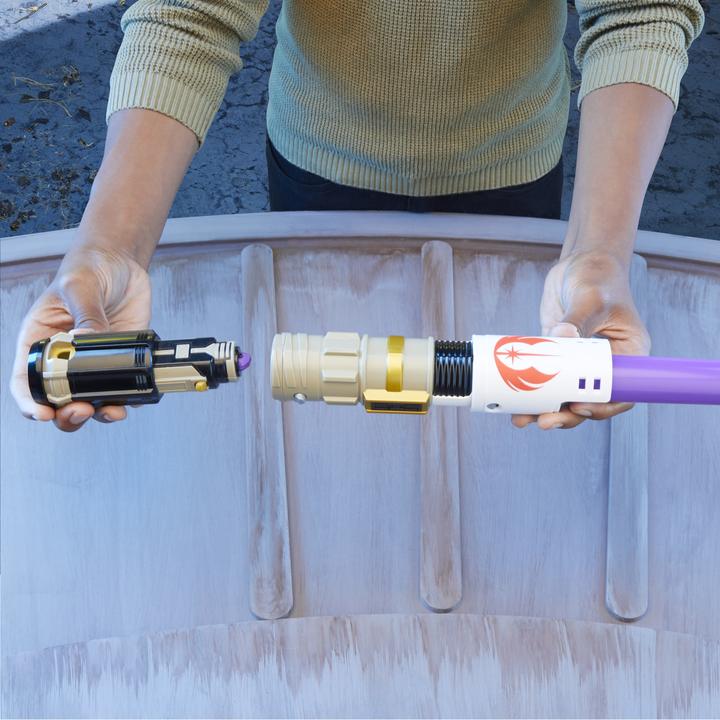 Actual product image Hasbro Lightsaber Forge Yoda Lightsaber