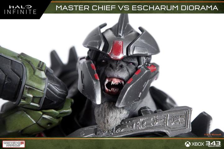 Actual product image Gaming Heads Halo: Infinite statuette 1/8 Master Chief vs. Escharum 31 cm