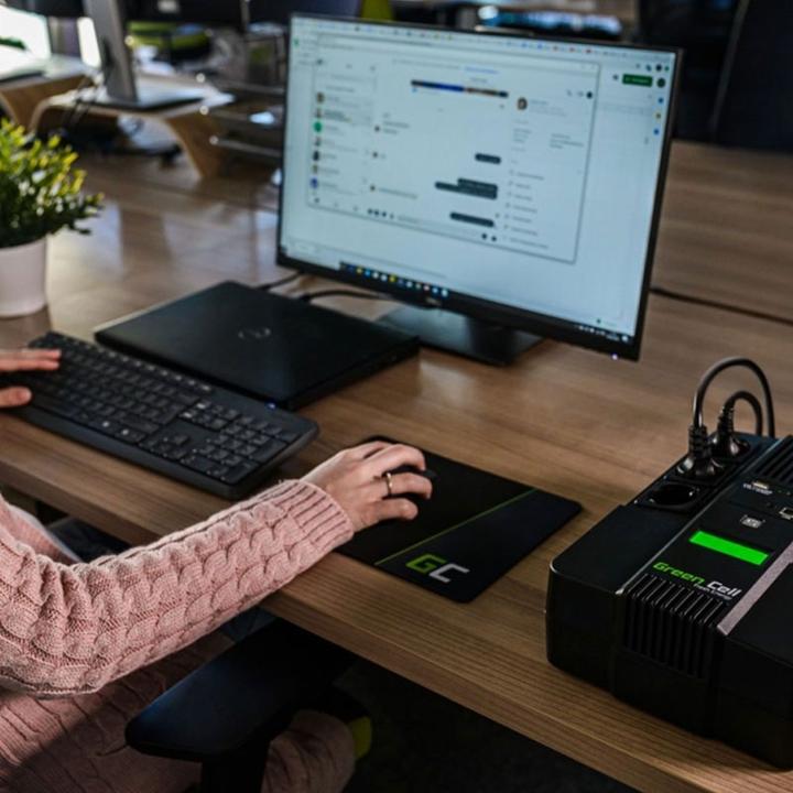 Actual product image GreenCell AiO 800VA LCD - Line interactive - 800 VA - 480 W - 220 V - 240 V - 50/60 Hz (800 VA, 480 W, Line-interactive UPS)