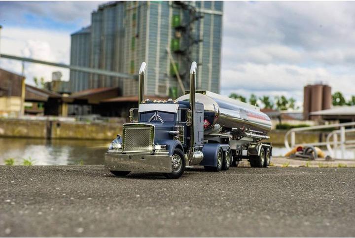 Actual product image Tamiya Grand Hauler (Kit)