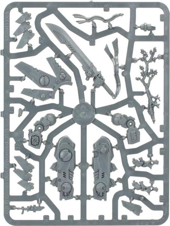 Actual product image Games Workshop Warhammer 40k - T'au Empire Commander Farsight (Plastic)