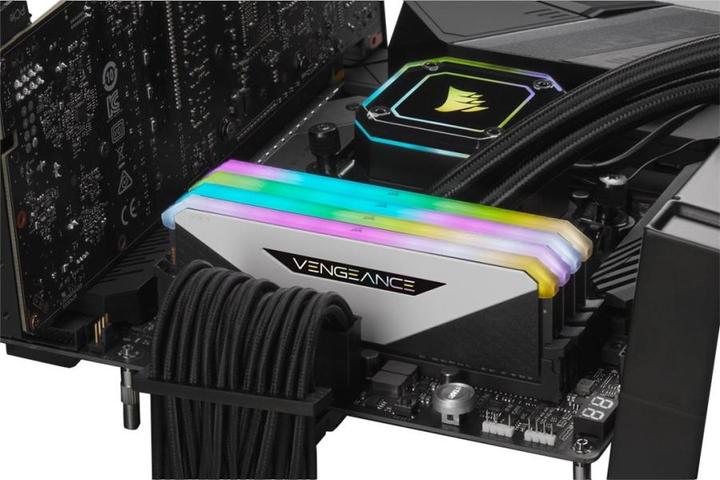 Actual product image Corsair Vengeance RGB RT (4 x 8GB, 3200 MHz, DDR4-RAM, DIMM)