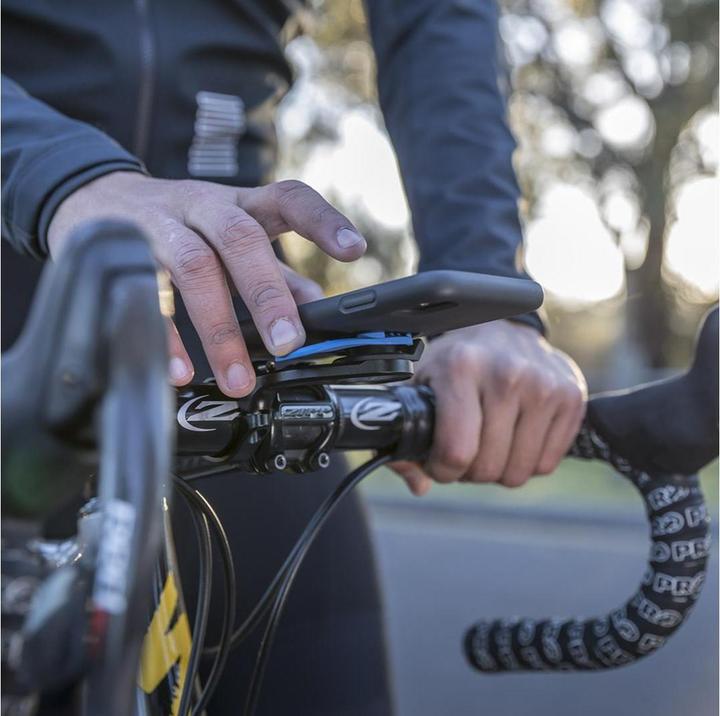 Actual product image Quad Lock Out Front Mount Pro