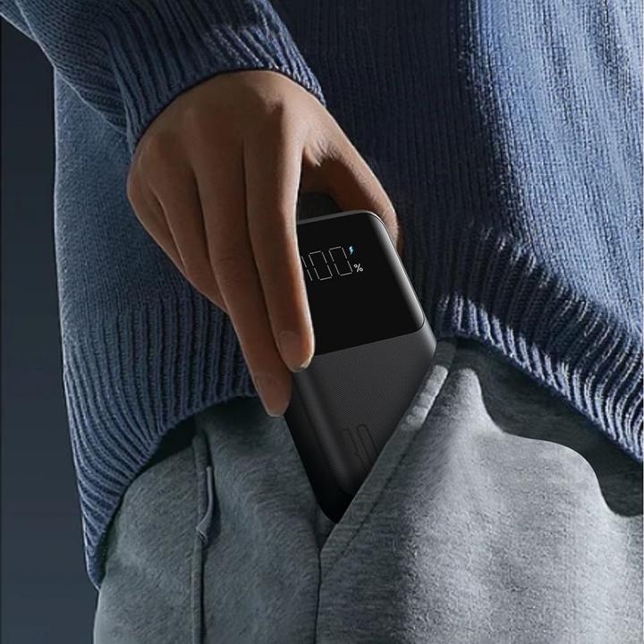 Produktbild Joyroom 30W 20000mAh mini Power Bank with built-in Cables, USB-A & USB-C - Black (10000 mAh, 30 W, 37 Wh)