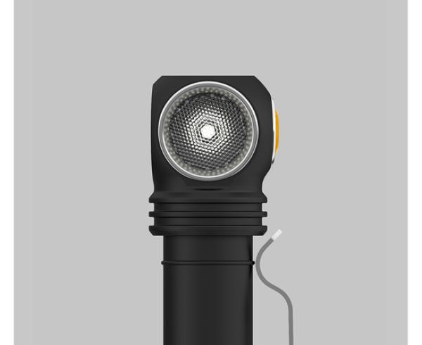 Immagine prodotto ArmyTek Wizard C2 v4 Magnet USB+18650 / LH351D Bianco / 1200 lm / TIR 70°:120° / 1x18650 (11.20 cm, 1200 lm)
