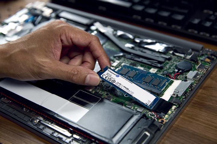 Actual product image Kingston NV3 (1000 GB, M.2 2280)