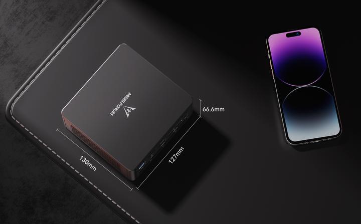 Image du produit Minisforum UM890 Pro (AMD Ryzen 9 8945HS, 64 Go, 1000 Go)