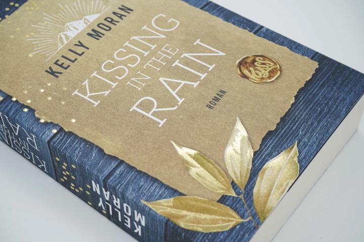 Produktbild Kissing in the Rain (Deutsch, Kelly Moran, 2021)