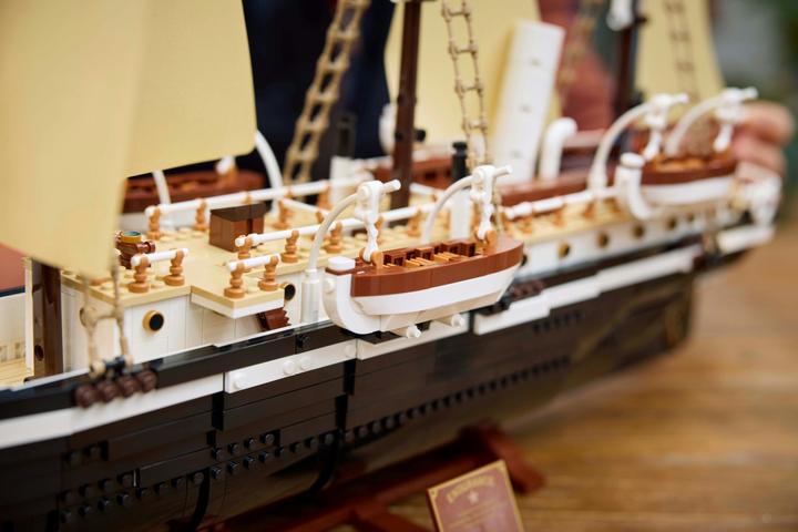 Productafbeelding LEGO Uithoudingsvermogen (10335, LEGO Icons, LEGO Zeldzame Sets)