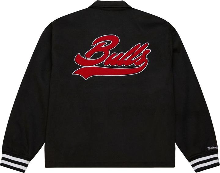 Actual product image Mitchell & Ness Coaches Jacke - VARSITY Chicago Bulls - S (S)