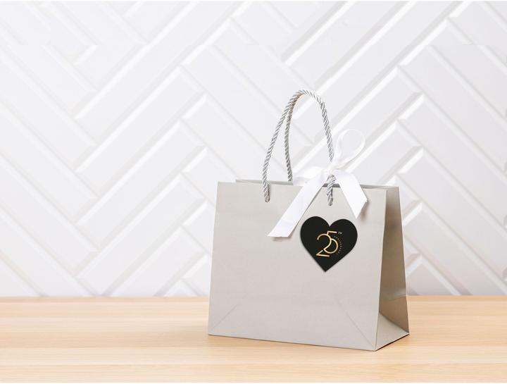 Actual product image HERMA Heart labels A4