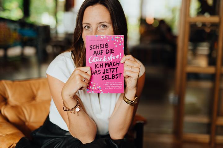Produktbild Scheiss auf die Glücksfee! Ich mach das jetzt selbst (Deutsch, Claudia Engel, 2021)