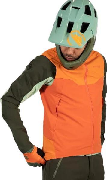 Actual product image Endura MT500 Spray Vest (L)