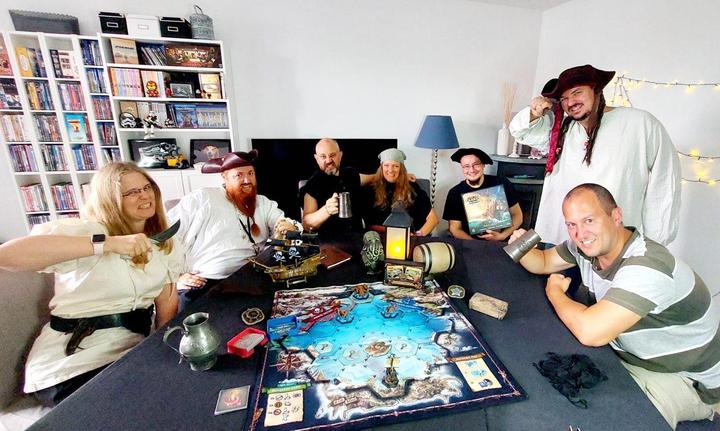 Actual product image Funtails Feed the Kraken (German)