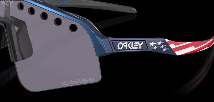 Image du produit Oakley Sutro Lite Sweep (Blue Colorshift, Grey)