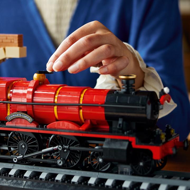 Immagine prodotto LEGO Espresso di Hogwarts - Sammleredition (76405, LEGO Harry Potter, Set LEGO rari)