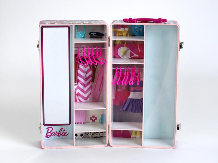 Actual product image Theo Klein Barbie Wardrobe Case