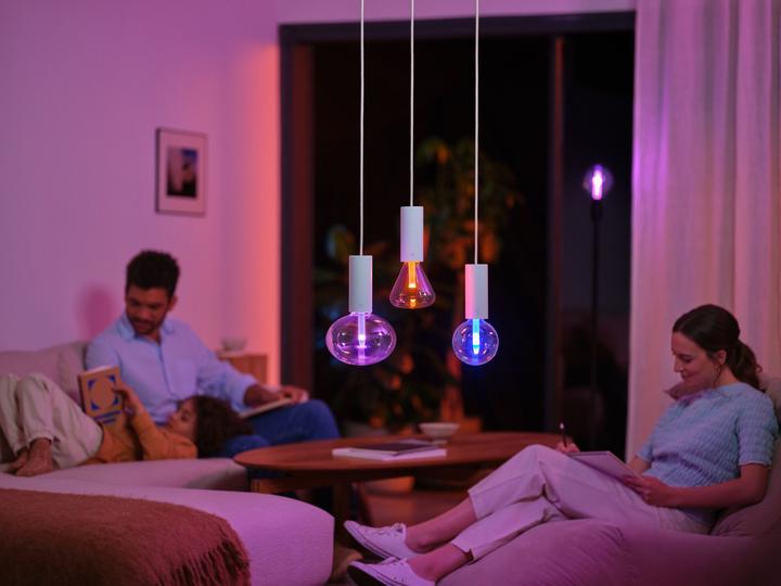 Produktbild Philips Hue White & Color Ambiance Lightguide Globe (E27, 6.80 W, 500 lm, 1 x, G)