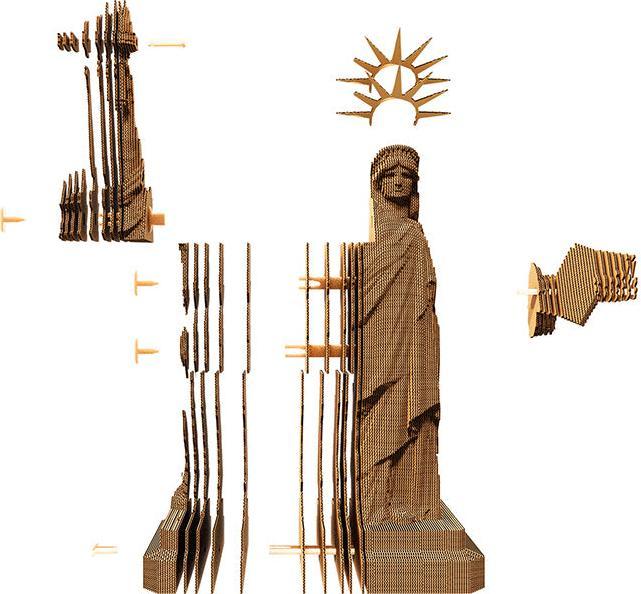 Actual product image Cartonic Statue of Liberty - 3D cardboard model