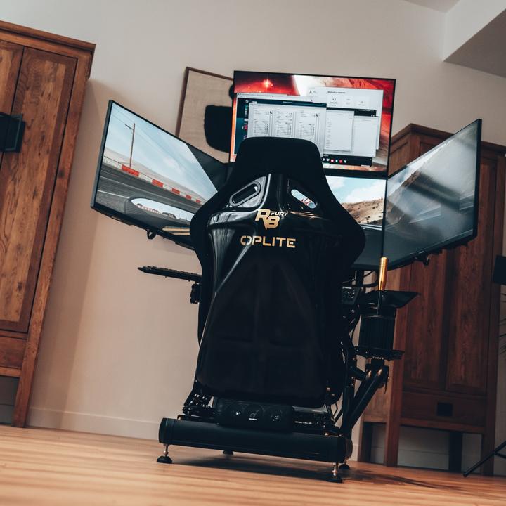 Actual product image Oplite Cockpit R8 Fury Black retail (freight forwarding)