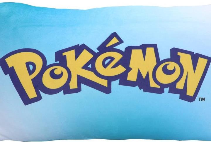 Actual product image Nemesis Now Pokémon Charizard Cushion 60cm (60 cm)