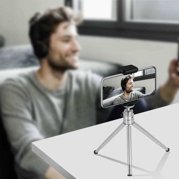 Actual product image LinQ Smartphone mini tripod