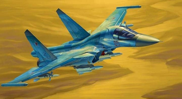 Actual product image Hobby Boss Russian Su-34 Fullback Fighter-Bomber