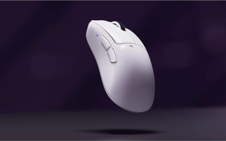 Actual product image Pulsar Xlite V4 - Medium Size 2 (Wireless, Cable)