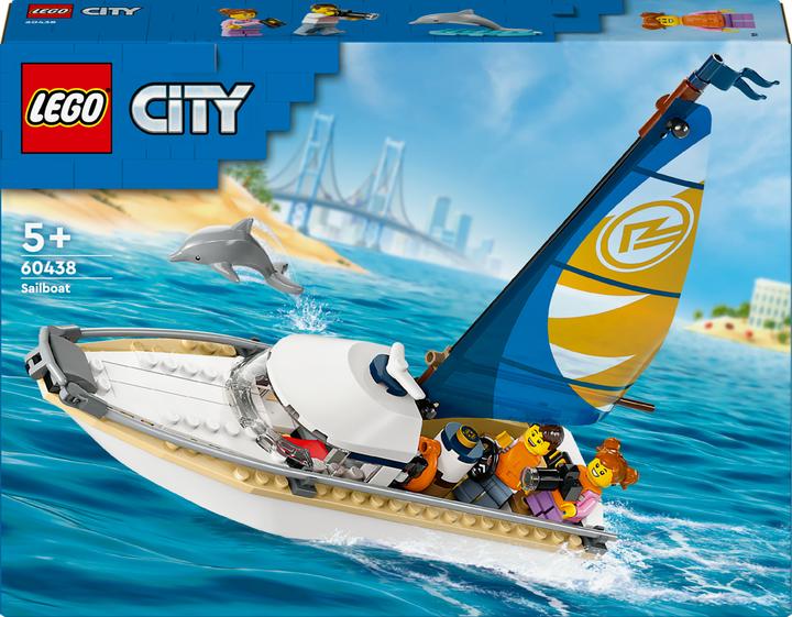 Actual product image LEGO Sailboat (60438, LEGO City)