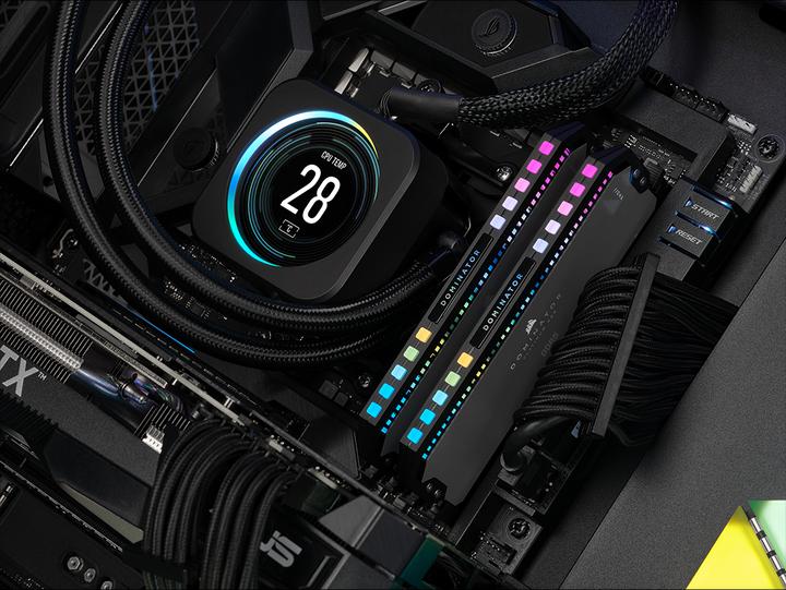 Produktbild Corsair Dominator Platinum RGB (2 x 16GB, 6000 MHz, DDR5-RAM, DIMM)