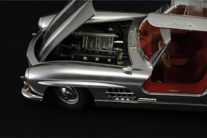 Image du produit 1:16 Mercedes-Benz 300 SL Gullwing