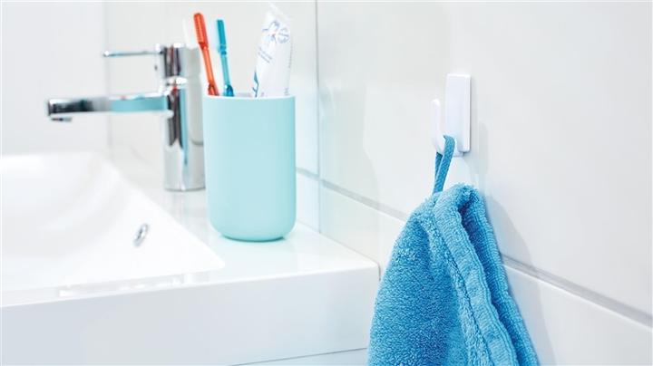 Actual product image tesa Adhesive hooks