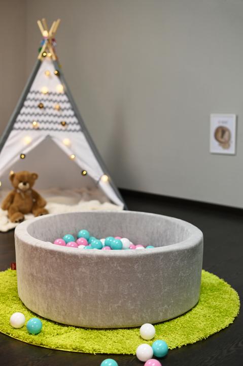 Image du produit Knorrtoys Bällebad soft - "Grey" - 300 balls rose/creme/lightblue (ca. 6cm Durchmesser)